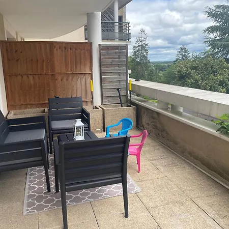 Appartement Avec Parking & Linge Inclus & Local Velos Blois Exterior photo