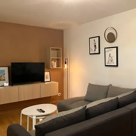 Appartement Avec Parking & Linge Inclus & Local Velos Blois Exterior photo