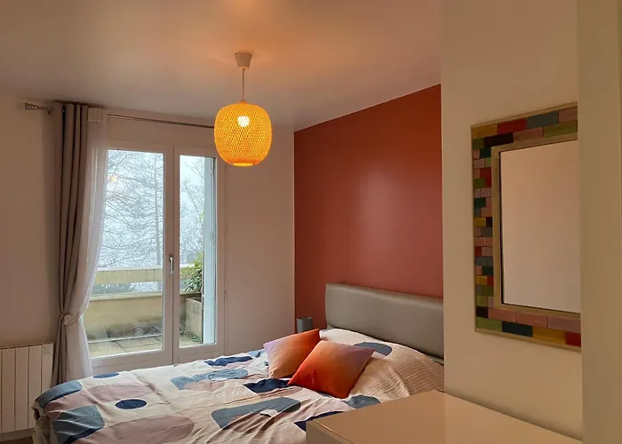 Appartement Avec Parking & Linge Inclus & Local Velos