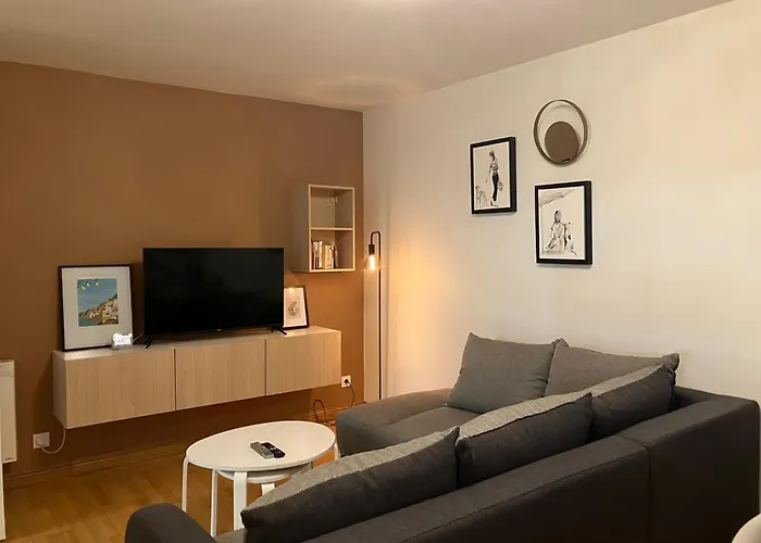 Appartement Avec Parking & Linge Inclus & Local Velos